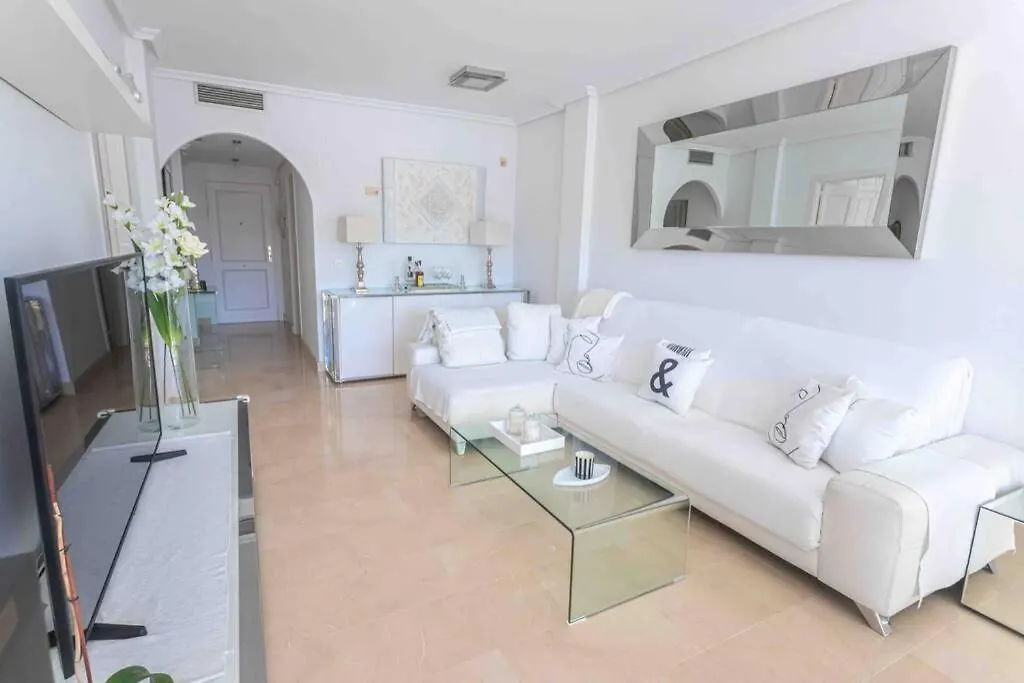 Apartament Brigth Apartment/2Bed/2Bath/100M Beach/Sea Views Marbella
