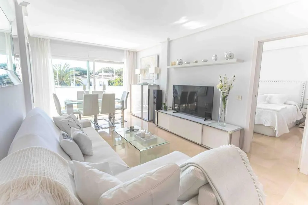 Apartment Brigth Apartment/2Bed/2Bath/100M Beach/Sea Views Marbella